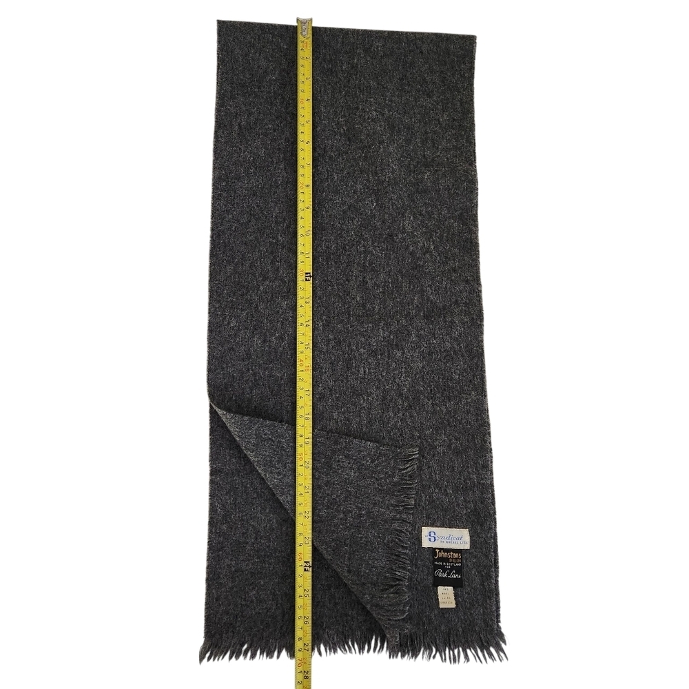 JOHNSTONS OF ELGIN grey pure lambswool vintage fringe scarf one size - Picture 7 of 9